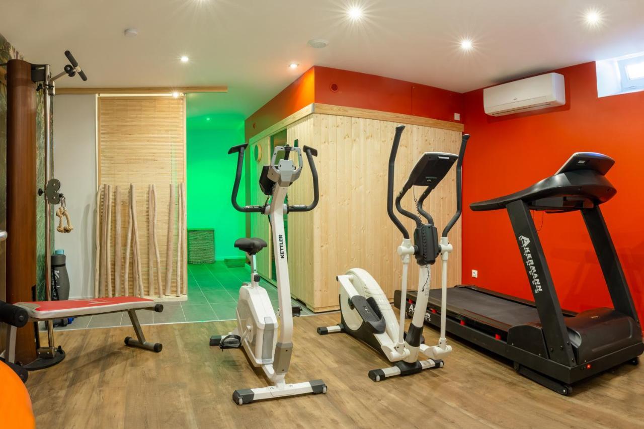 Villa Maeva - Parking, Sauna & Fitness Olenevka Ngoại thất bức ảnh